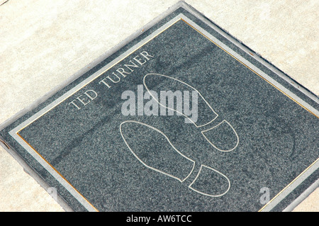 Schuhe auf dem International Civil Rights Walk of Fame bei Das MLK National Parks Zentrum in Atlanta Martin Luther King Jr Memorial Ted Turner Stockfoto