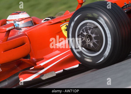 Kimi Raikkoenen FIN in der Ferrari F2008 Rennwagen während der Formel-1-Test-Sitzungen auf dem Circuit de Catalunya Stockfoto