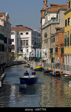 Kanal Fondamenta Rio Marin Santa Croce Venedig Italien April 2007 Stockfoto