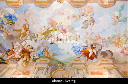 Fresko von Paul Troger an der Decke des Marmorsaal in das barocke Benediktinerkloster Melk Abbey in Österreich Stockfoto