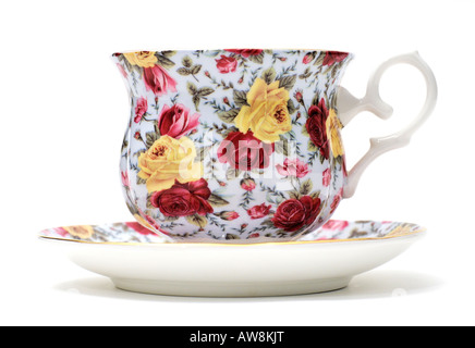 Chintz Design Pattern Keramik Keramik Geschirr Tasse & Untertasse von Silea nur zu redaktionellen Zwecken Stockfoto