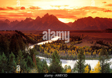 Clearing-Sturm über den Grand Teton bei Sonnenuntergang von der Snake River Overlook Grand-Teton-Nationalpark, Wyoming Stockfoto