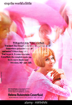 1960er Jahre Nova Magazin Oktober 1968 Werbung für Helena Rubinstein Coverfluid Kosmetik für nur zur redaktionellen Nutzung Stockfoto