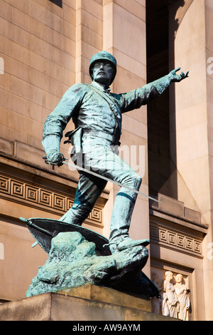 Statue von Generalmajor William Earle Liverpool Merseyside England Stockfoto