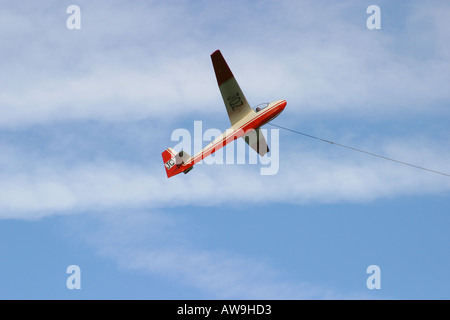 Ein Oldtimer Segelflugzeug Winde gestartet wird Stockfoto