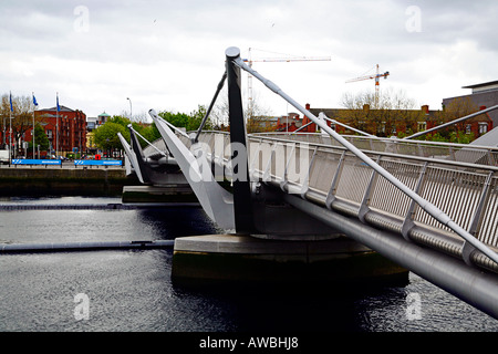 O' Casey Brücke über den Fluss Liffey Dublin Stockfoto