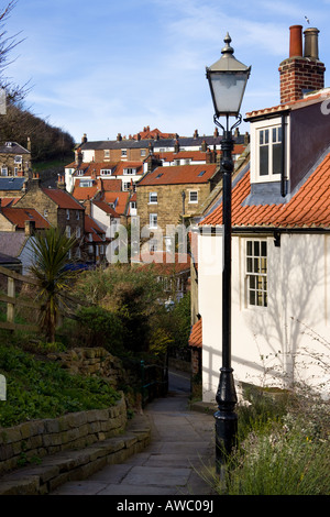 Urig-Straße in Robin Hoods Bay an der Nordküste Yorkshire im Vereinigten Königreich Stockfoto