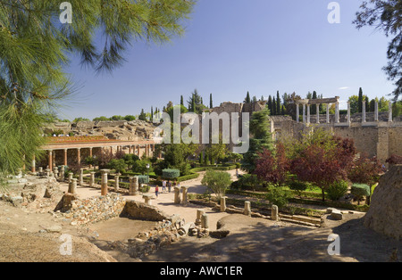 Spanien, Extremadura, Merida, mit Blick auf die römische Ausgrabungsstätte. Das Amphitheater Stockfoto