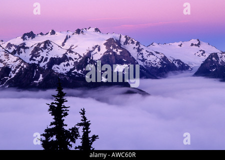 Sonnenaufgang über den Olymp und Hoh River Valley, Olympic Nationalpark, Washington State Stockfoto