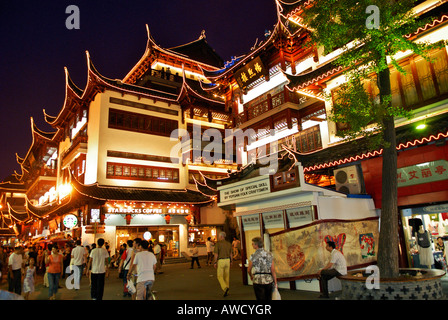 Neue gebaute Viertel an der Yu-Garten in den Abend, Shanghai, China, Asien Stockfoto