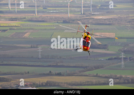 Eurocopter Medicopter BK 117 im Flug Stockfoto