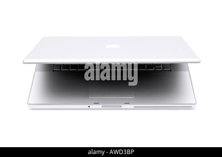 Halboffene Apple MacBook Pro Laptop Stockfoto