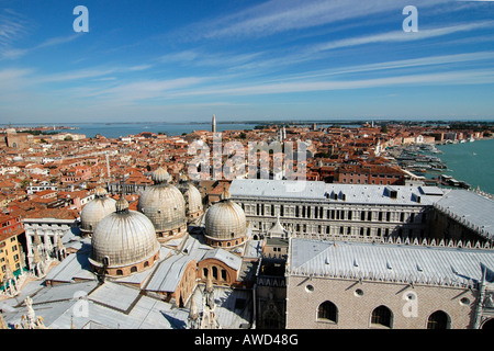 Blick vom Campanile, Markusplatz Basilika St. Markus Platz, Venedig, Veneto, Italien, Europa Stockfoto