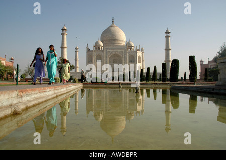 Taj Mahal im Morgenlicht, Agra, Indien Stockfoto