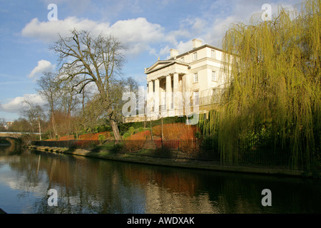 Villa von Quinlan Terry an der North Western Rand des Regents Park zwischen äußeren Circles und Regent es Canal entworfen Stockfoto