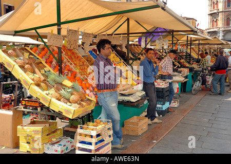 Marchants am Marktplatz Padua Italien Europa Stockfoto