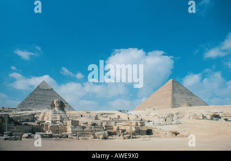 Links rechts der Chephren-Pyramide und Sphinx die Cheops-Pyramide-Gizeh-Ägypten Stockfoto