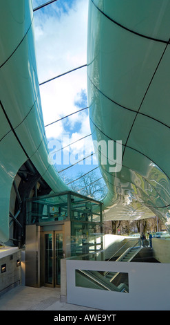 Tal Station der neuen Hungerburgbahn Standseilbahn, entworfen von Star-Architektin Zaha Hadid in Innsbruck, Tirol, Österreich, Eur Stockfoto