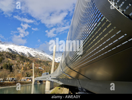 Die neue Hungerburgbahn Standseilbahn, entworfen von Star-Architektin Zaha Hadid in Innsbruck, Tirol, Österreich, Europa Stockfoto