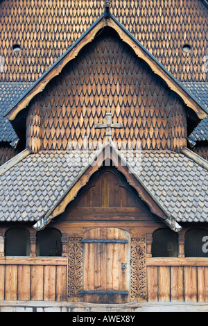 Außen, Heddal Stabkirche (Heddal Stavkirke), dreizehnten Jahrhundert Stabkirche in Norwegen, Skandinavien, Europa Stockfoto