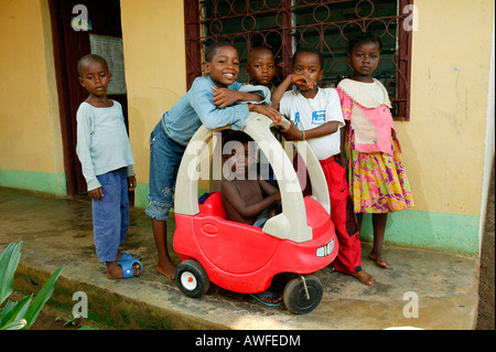 AIDS-Waisen im Waisenhaus, Kamerun, Afrika Stockfoto