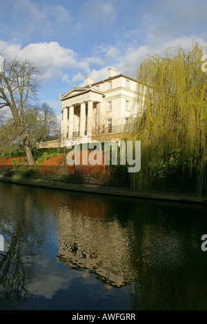 Villa von Quinlan Terry an der North Western Rand des Regents Park zwischen äußeren Circles und Regent es Canal entworfen Stockfoto