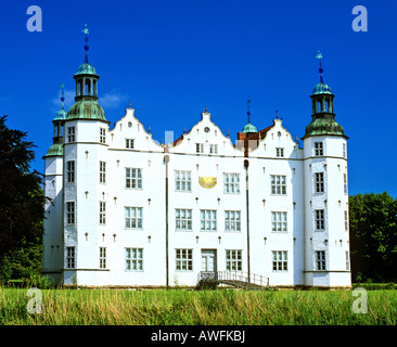 Schloss Ahrensburg (Ahrensburg Castle), Landkreis Stormarn, Schleswig-Holstein, Deutschland, Europa Stockfoto