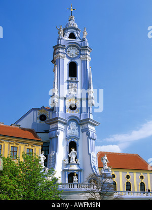 Stiftskirche Duernstein (barocke Klosteranlage), Donau, Wachau, Niederösterreich, Österreich, Europa Stockfoto