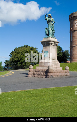 dh Flora MacDonalds Statue INVERNESS INVERNESSSHIRE Scottish Jacobite Monument macdonald Schottland historische schottische Denkmäler 1745 Rebellion Stockfoto