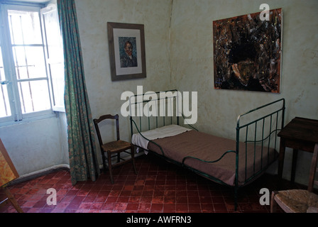 Rekonstruktion von Vincent Van Gogh s Zimmer in der Anstalt von St.Paul de Mausole am Stadtrand von St Remy de Provence, Frankreich Stockfoto