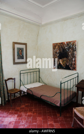 Rekonstruktion von Vincent Van Gogh s Zimmer in der Anstalt von St.Paul de Mausole am Stadtrand von St Remy de Provence, Frankreich Stockfoto