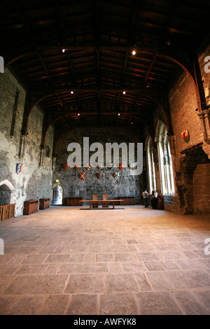 Innenansicht des alten mittelalterlichen Rittersaal in Caerphilly Castle Glamorganshire South Wales UK Großbritannien EU Stockfoto