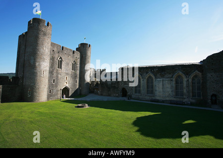 Äußeren Osten Torhaus, sogar der Haupteingang zum berühmten Caerphilly Castle, Glamorganshire South Wales UK Großbritannien EU Stockfoto