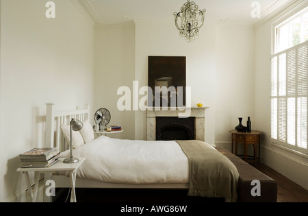 Master-Schlafzimmer in das Haus eines bekannten Londoner Küchenchefs Stockfoto