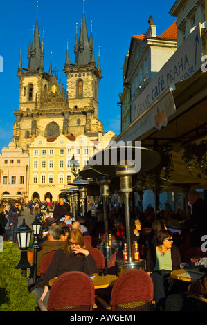 Restaurant-Terrassen am Altstädter Ring in Prag Tschechische Republik Stockfoto