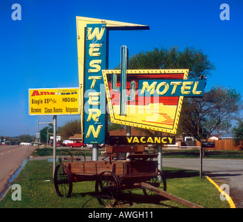 Western Motel Zeichen befindet sich auf der alten Route 66 in Sayre Oklahoma Stockfoto