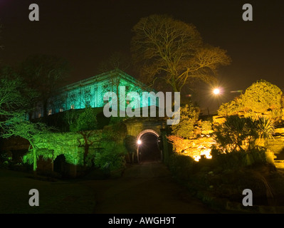 Nottingham Castle leuchtet im Rahmen des Light Night am 8. Februar 2008 im Stadtzentrum von Nottingham East Midlands UK Stockfoto