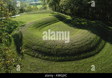 USA, Ohio, Serpent Mound, Bildnis Hügel gebaut zwischen 800 v. Chr. und 400 n. Chr. von Urmenschen Adena Stockfoto