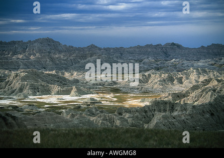 USA, South Dakota, Badlands Nationalpark, wechselnden Szenen übersehen, tief erodierten Felsformationen und Schluchten Stockfoto