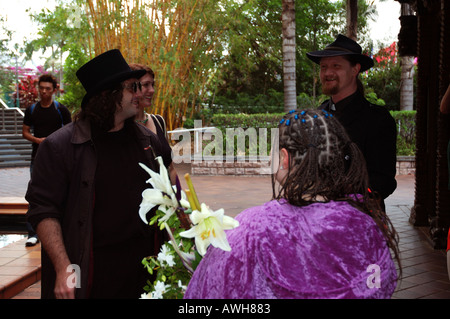 Goth Discordian Hochzeitszeremonie dsc 7185 Stockfoto
