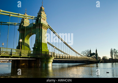 Hammersmith Brücke über Fluß Themse in Hammersmith London England UK Stockfoto