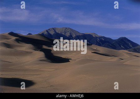 USA, Colorado, Great Sand Dunes National Monument & zu bewahren, hügelige Dünenlandschaft Stockfoto
