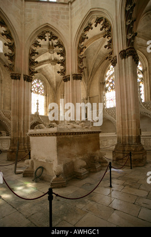 Die Gräber von João i. und seiner Frau Philippa of Lancaster im Inneren der Gründer s Kapelle, innen das Kloster Batalha Portugal. Stockfoto