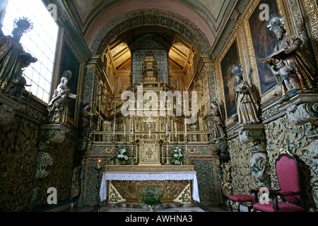 Einen vergoldeten verändern im Inneren der Kathedrale von Velha selbst innerhalb der Zitadelle von Velha von Faro Portugal Stockfoto