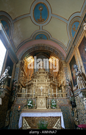 Ein vergoldeter verändern im Inneren der Kathedrale von Velha selbst innerhalb der Zitadelle von Velha von Faro Portugal Stockfoto