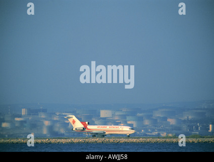 Flugzeug auf der Piste bewegen Stockfoto
