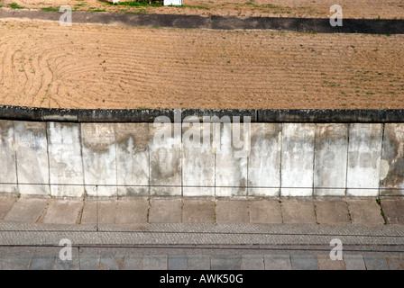 Die Gedenkstätte Berliner Mauer in der Bernauerstraße, Berlin, Deutschland. Stockfoto
