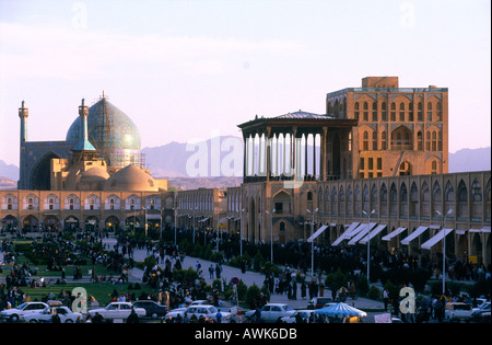 Moschee in der Stadt, Masjid-e Imam, Meydan-e Imam, Isfahan, Iran Stockfoto
