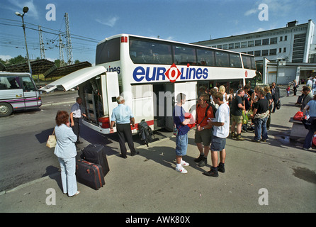 EUROLINES-Bus am Busbahnhof in Riga, Lettland Stockfoto