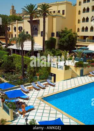 Das Schwimmbad im Sofitel Palais Jamai Hotel in Fez Stockfoto